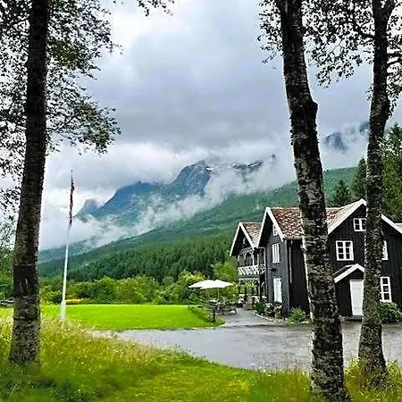 Phillipshaugen 4* Sunndalsøra